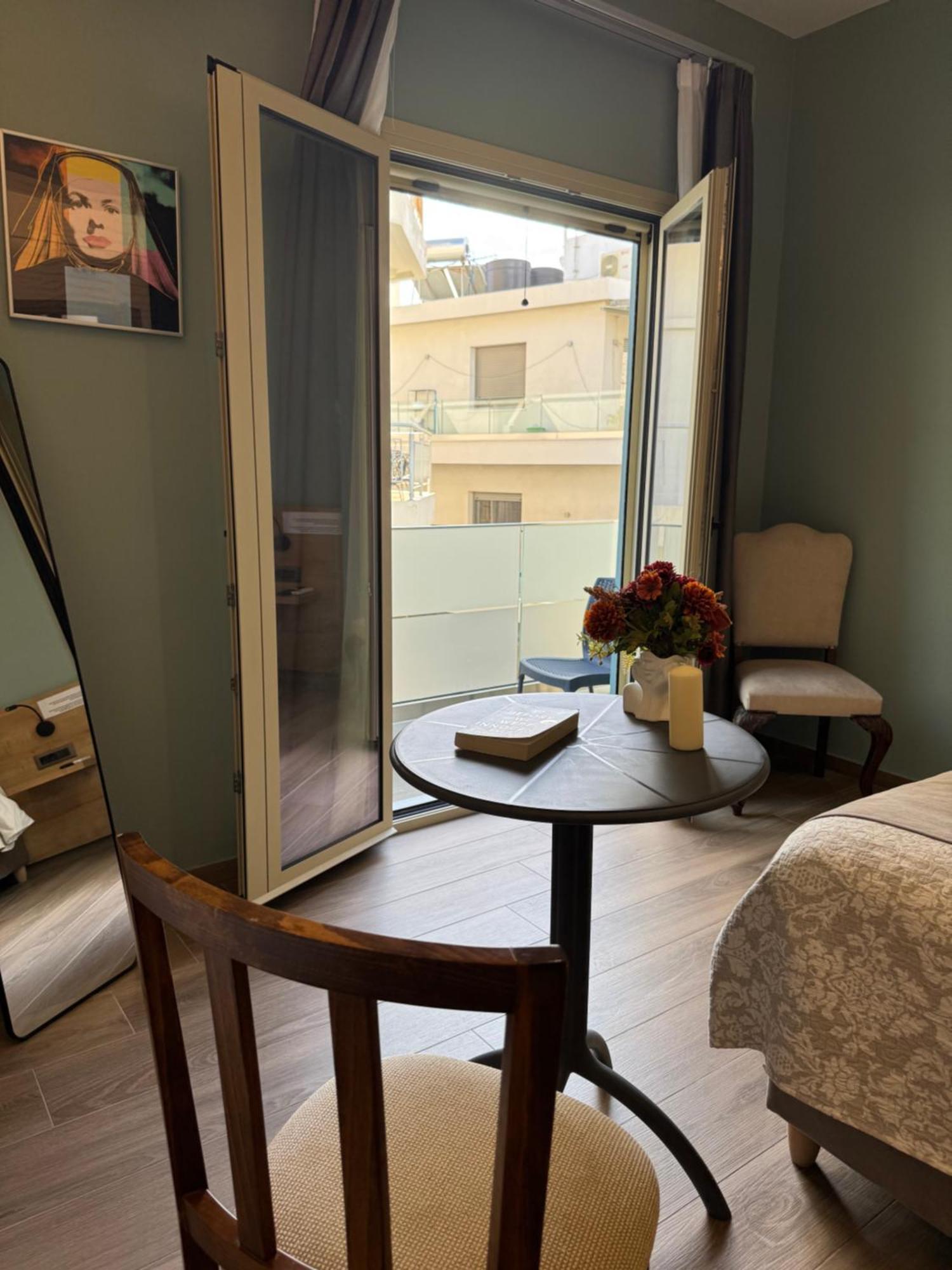 Aparthotel Cathedral (adults Only) *